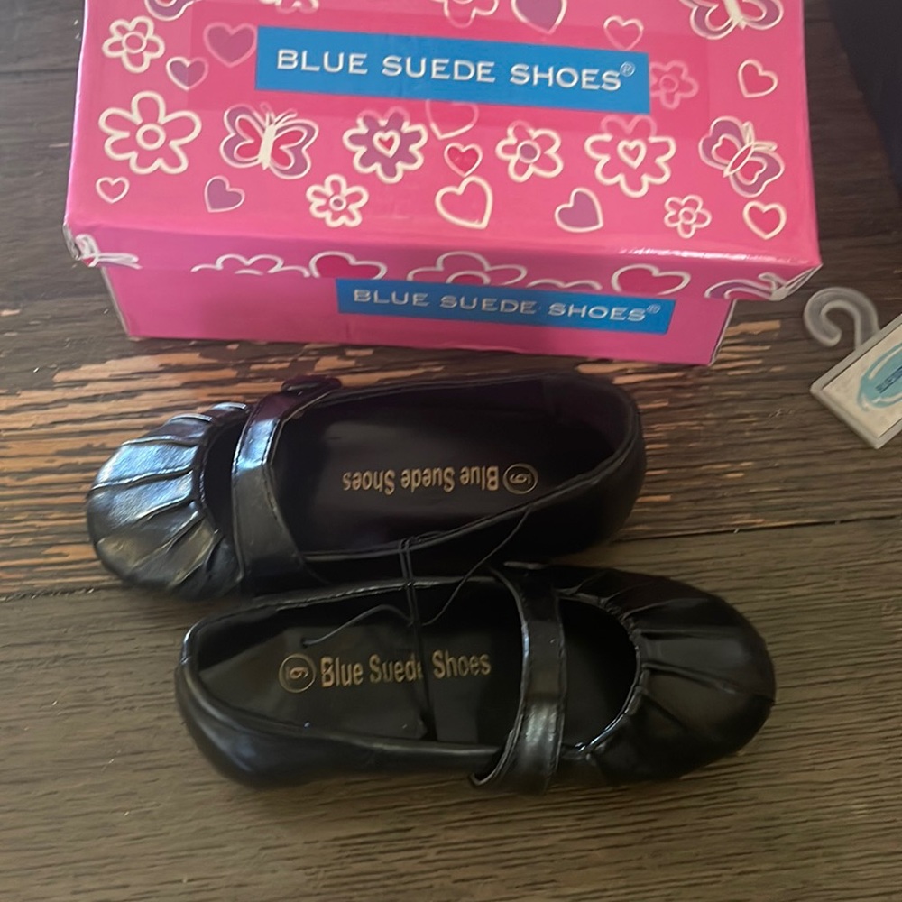 Black strap dress shoes Childrens